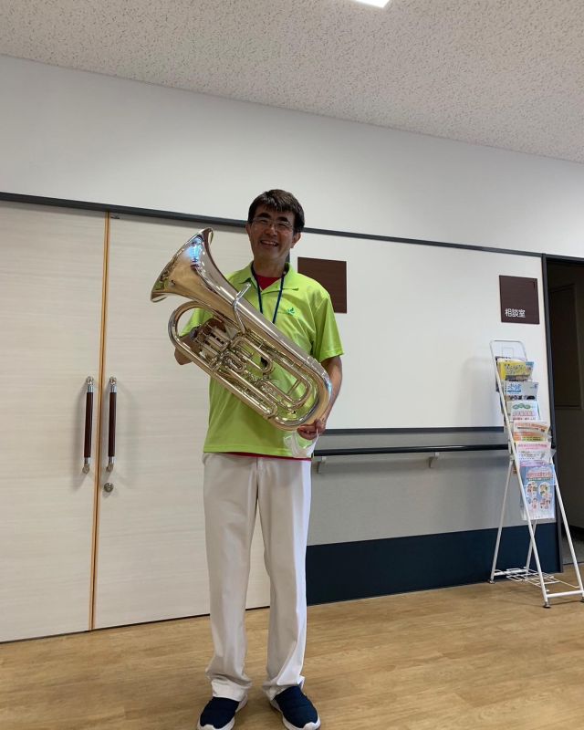 🎻♬♪♩♬♪♩
@otoha_wind
音葉ウィンドオーケストラの皆様

素晴らしい演奏をありがとうございます
今日もご利用者様から
すごい楽しかったとお話いただき、良い日だったなとスタッフも話したり、いなかったスタッフに動画みせたり盛り上がってました

またぜひいらして下さい
#音葉ウィンドオーケストラ
